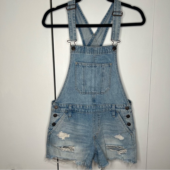 Abercrombie & Fitch Denim Distressed Overalls - Picture 3 of 6